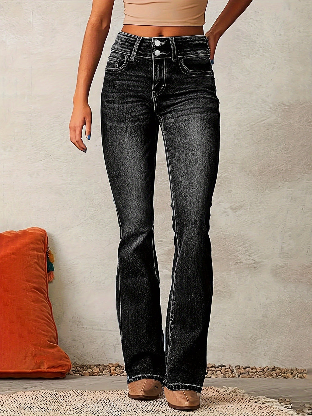 Women's High-Waist Skinny Jeans with Zipper Details - Black