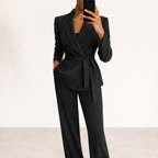 Women's Two-Piece Suit with Tie | Confidence and Effortless Elegance