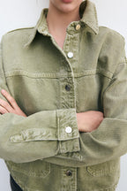 Klassische khakifarbene Jeansjacke für den Alltagsstil | Leichte Jacke