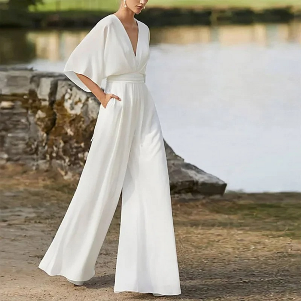 Sleeveless Jumpsuit with Wide Leg & Flowing Fit – Perfect for Spring and Summer - White