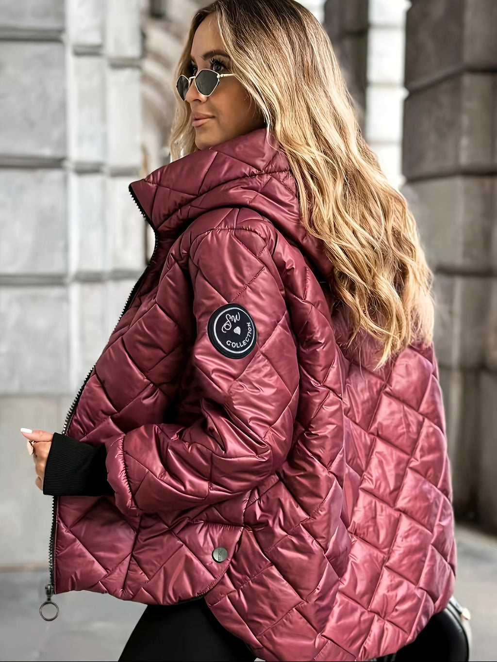 Damen-Steppjacke mit Kapuze