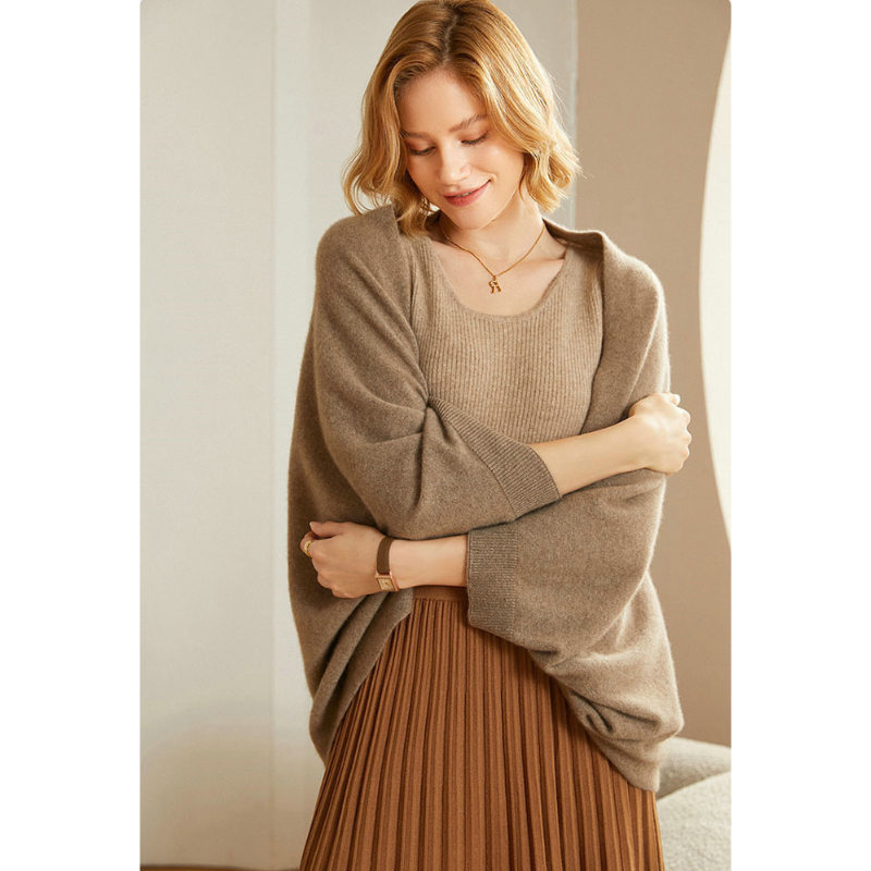 Women's Warm Merino Shawl