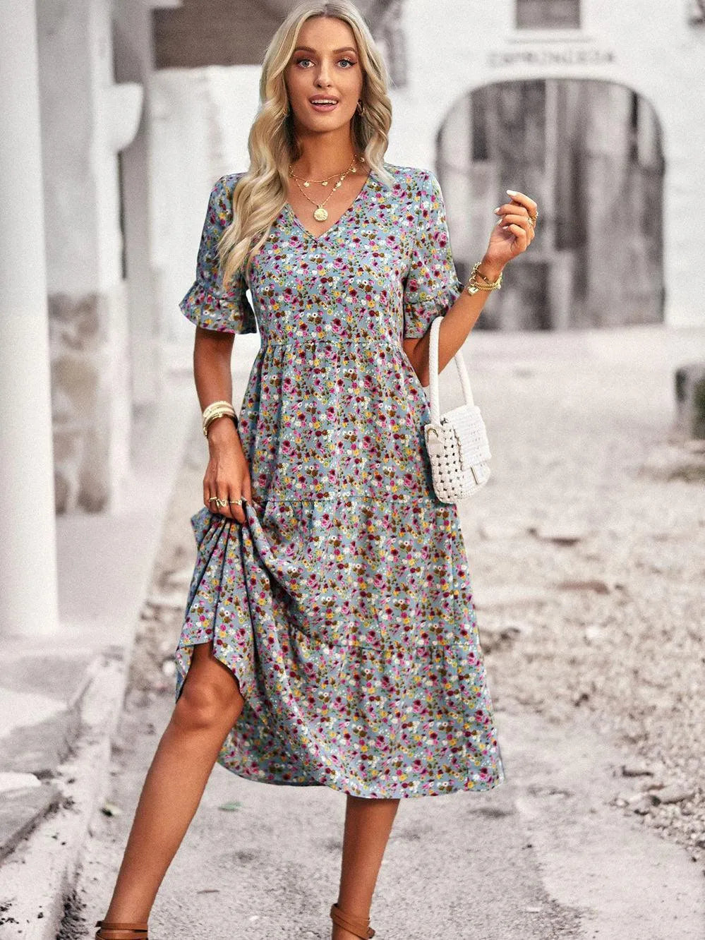 Long-Sleeve Autumn Dress with Comfortable Fit | Perfect for Autumn Getaways - Light Blue