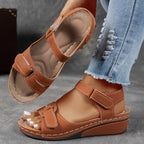 Women's Orthopedic Sandals with Adjustable Straps and Cushioned Sole - Brown