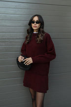 Schickes Strickpullover- und Minirock-Set für Damen