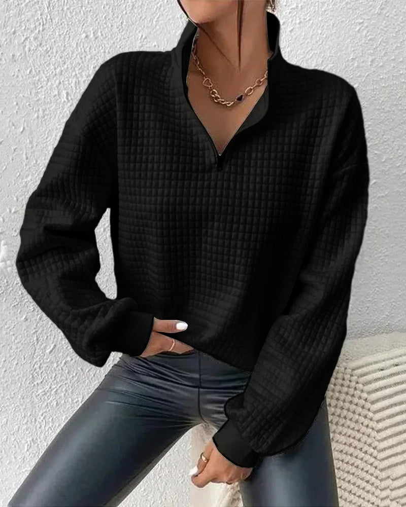 Women's Autumn Knit Sweater, Modern Cut with Long Sleeves and Versatile Fit - Black