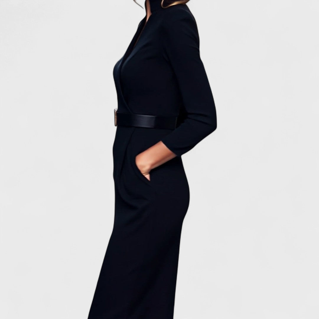 Elegant pencil dress with belt for a sophisticated fashion style