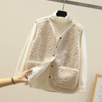 Women's Fleece Vest, Warm, Durable, with Zip Pockets – Outdoor and Leisure Wear - Beige