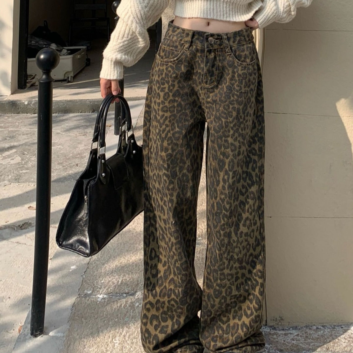 Jeans de tiro alto con estampado de leopardo y pernera ancha para mujer