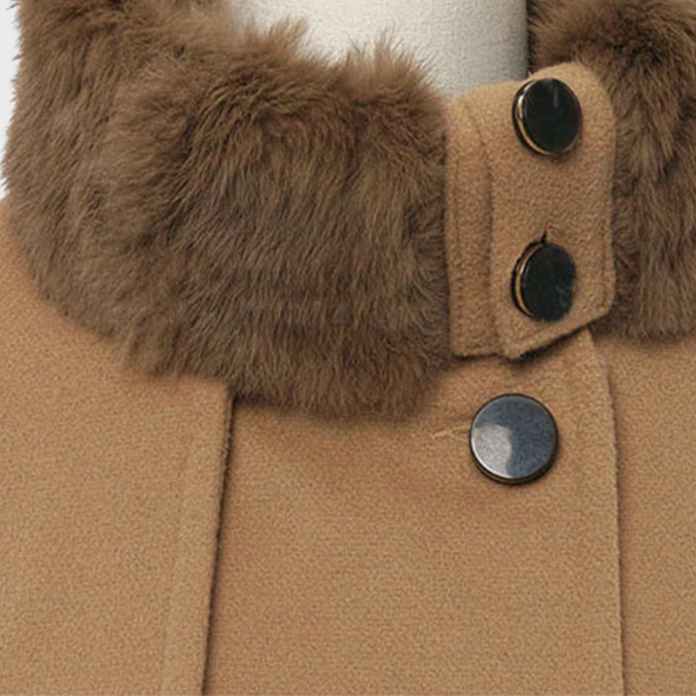 Trendy women's coat for Winters