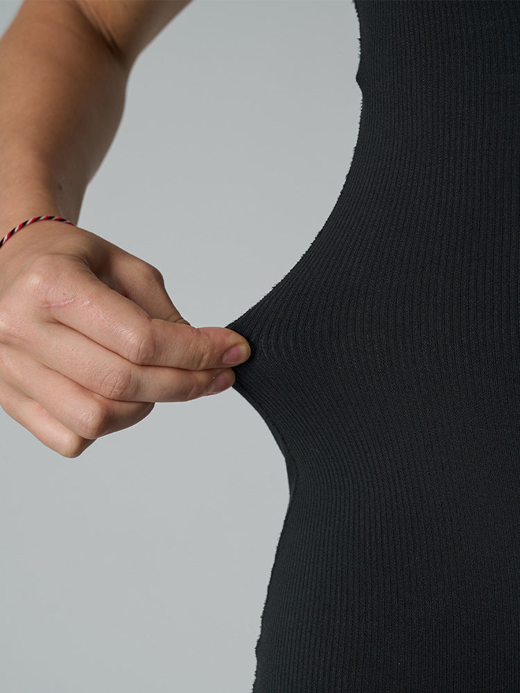 Robe longue sculptante en dentelle
