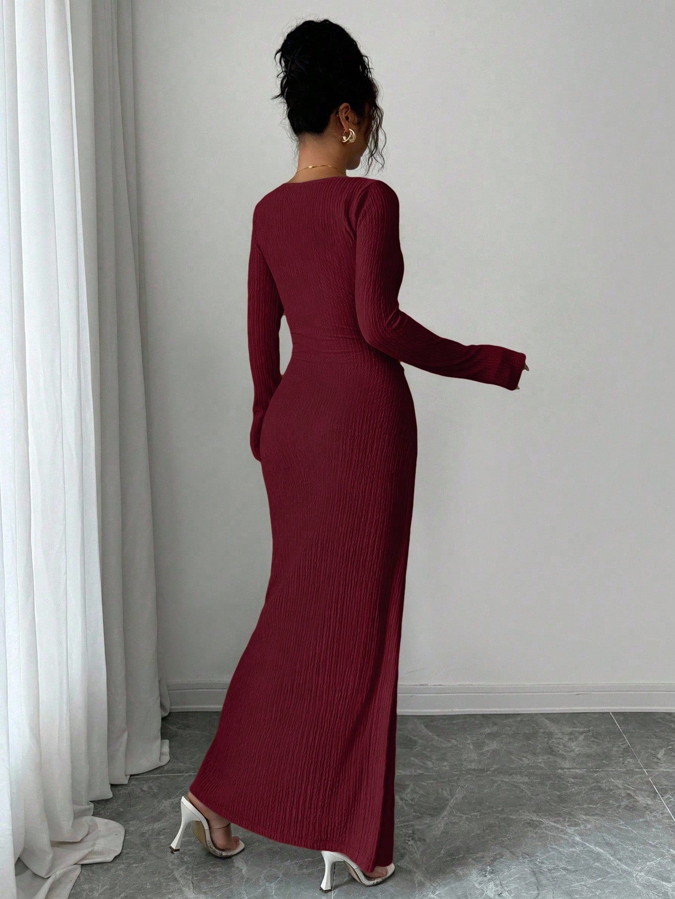 Zwarte sculptuur maxi-jurk met wikkeldetail