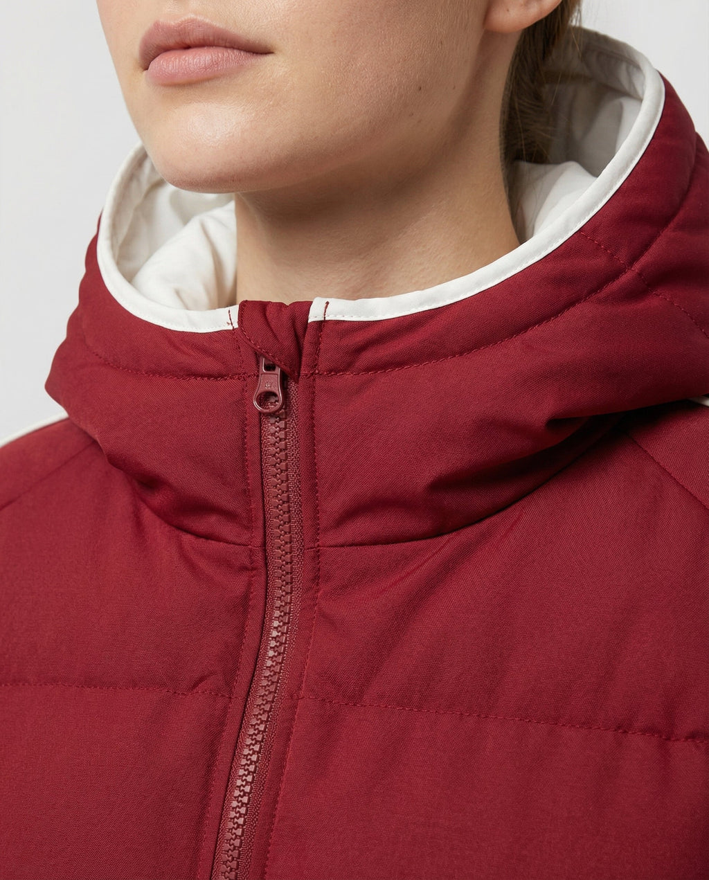 Damen-Winterjacke mit Kapuze