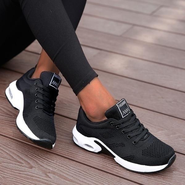Women's Walking Shoes for Autumn with Slip-On Design, Cushioned Sole and Breathable Mesh - Black