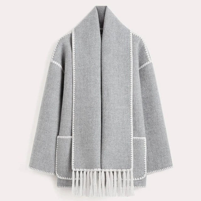 Eleganter Damen-Wollmantel im Oversize-Look mit passendem Schal
