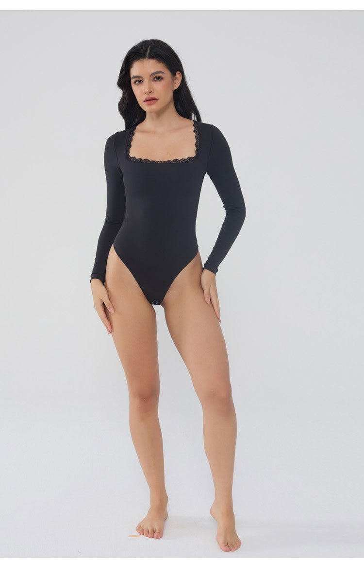 Langärmeliger Bodysuit mit Spitzenkragen