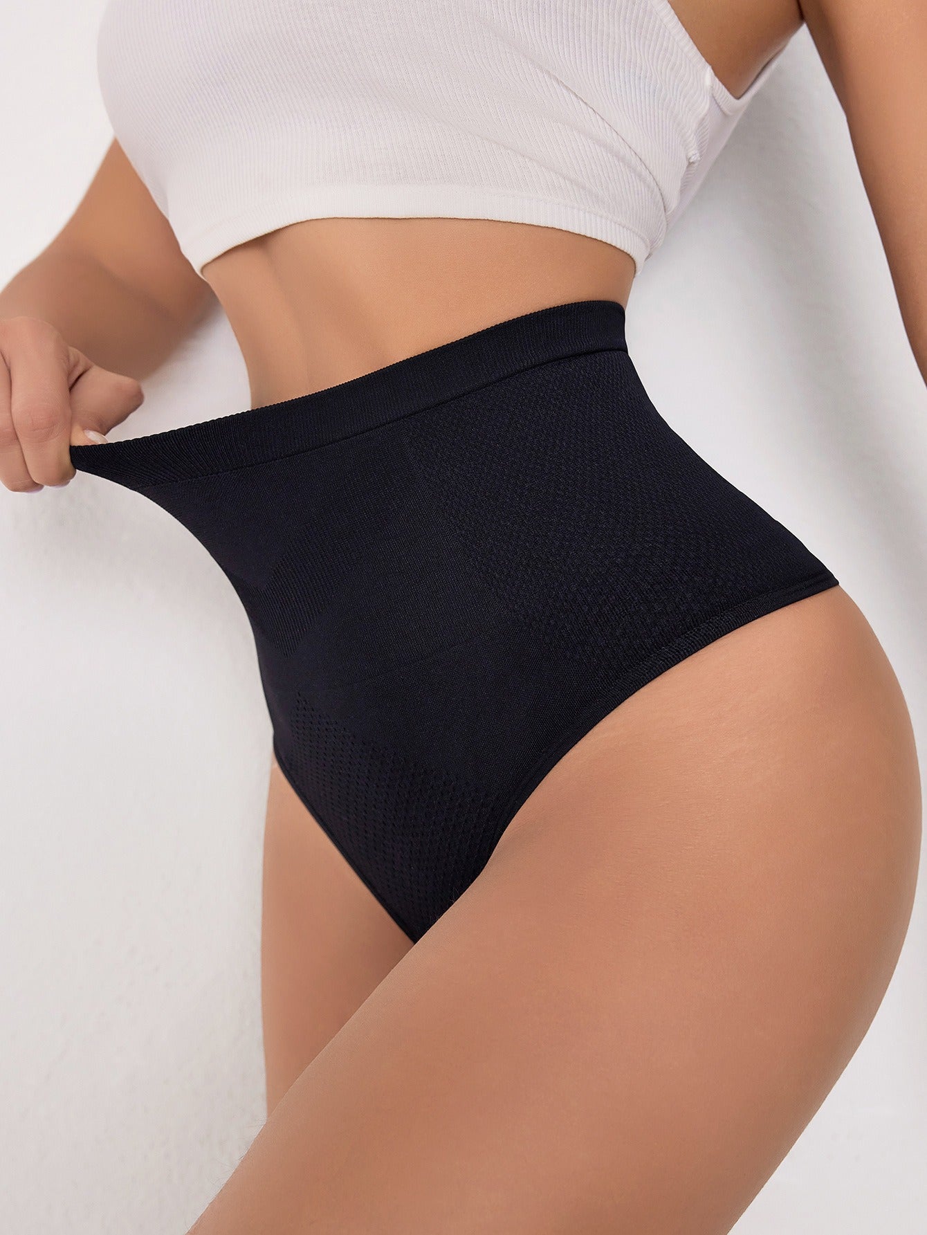 Seamless High-Waist Thong Shapewear