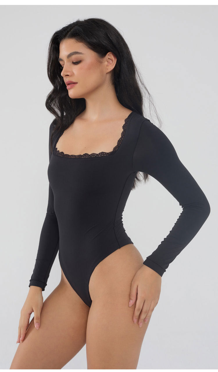 Langärmeliger Bodysuit mit Spitzenkragen
