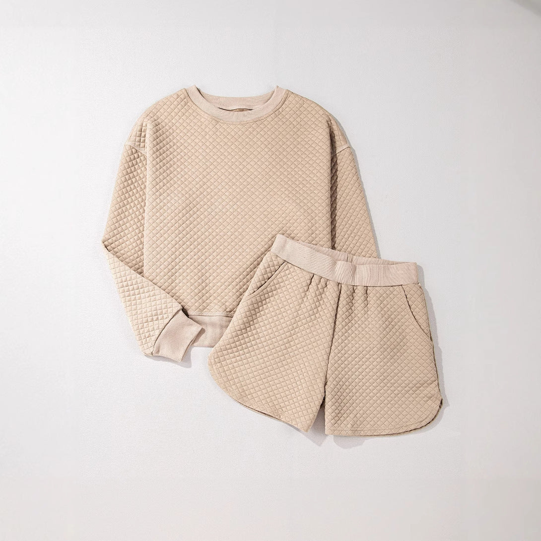 Conjunto de salón para mujer con top texturizado y shorts