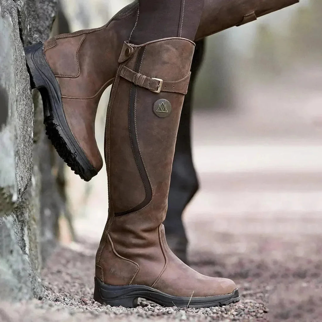 Elegant Waterproof Women's Boots | Warm Outdoor Boots
