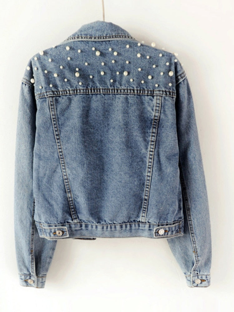 Schicke Oversize-Jeansjacke für Damen mit Perlenbesatz – lässig & stylisch