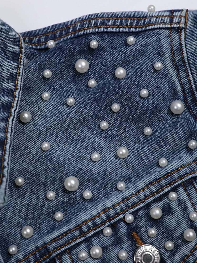Schicke Oversize-Jeansjacke für Damen mit Perlenbesatz – lässig & stylisch