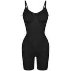 Nahtloser formender Bodysuit mit verstellbaren Trägern