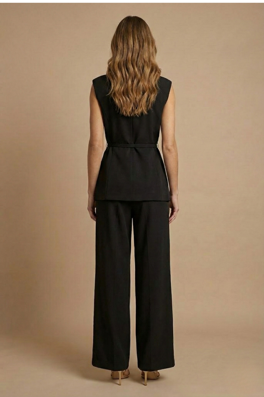 Women’s Chic Sleeveless & Trouser