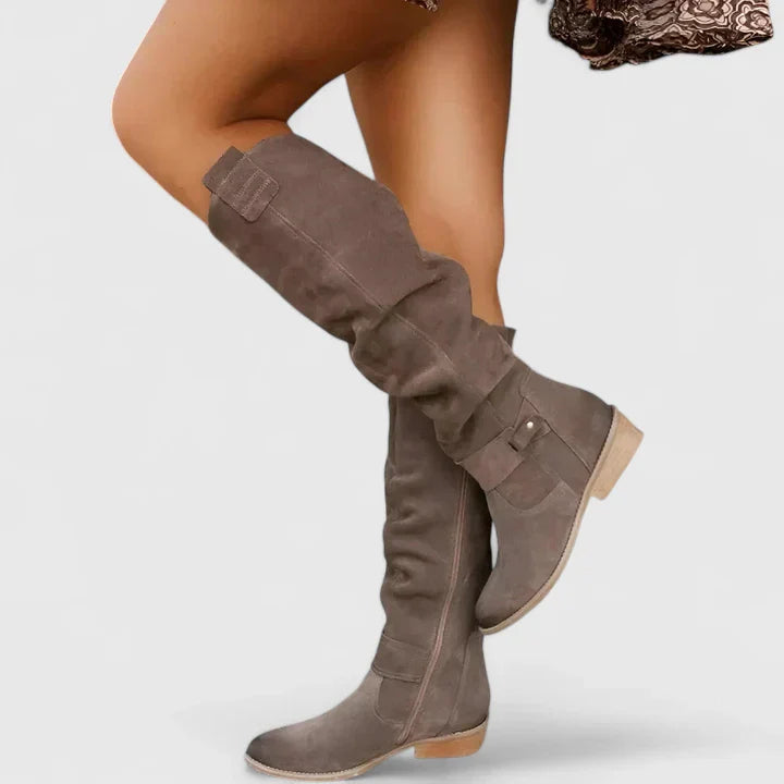 Orthopädische Komfortstiefel für ganztägigen Halt. Alltägliche Mode.