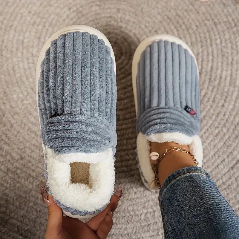 Women's Winter Slippers with Warm Lining, Thick Sole and Non-Slip Grip - Gray
