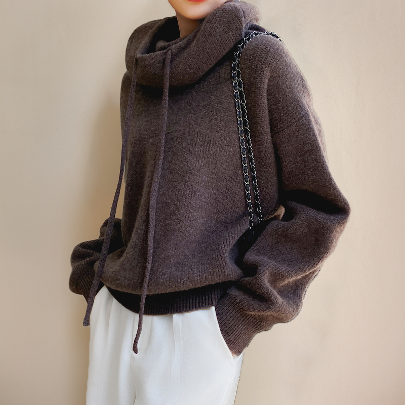 Women's Turtleneck Sweater, Breathable, Warm and Soft, Long-Sleeve - Perfect for Autumn and Winter - Brown