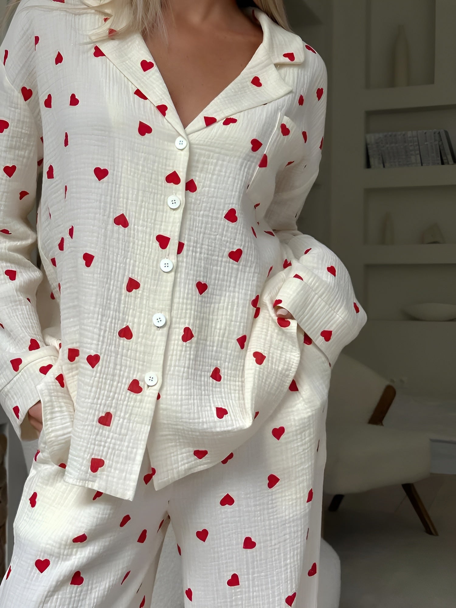 Women's Heart-Print Pajama Set – Elegant for Autumn - White