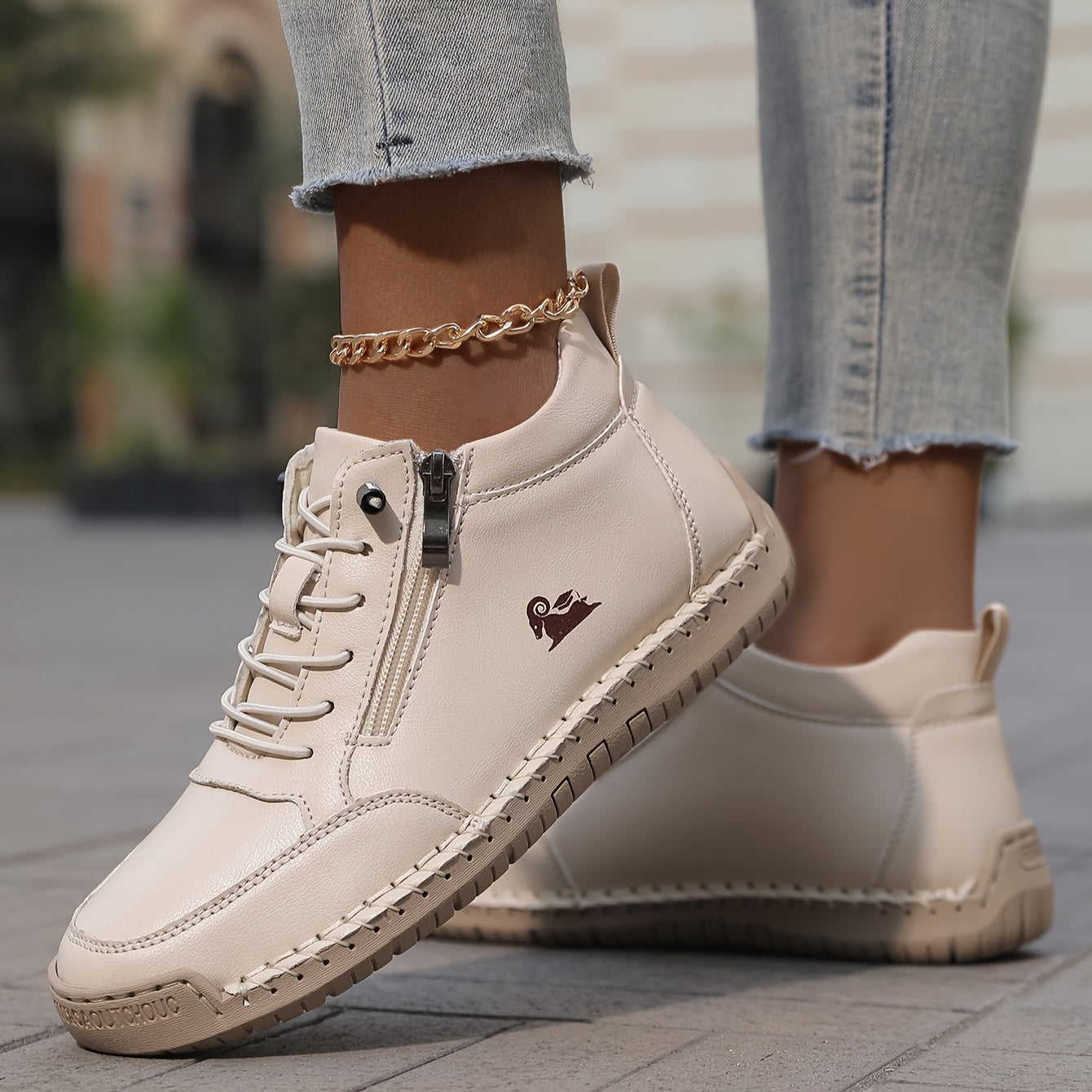 Women's Sneakers with Wide Toe Box and Supportive Sole - Cream