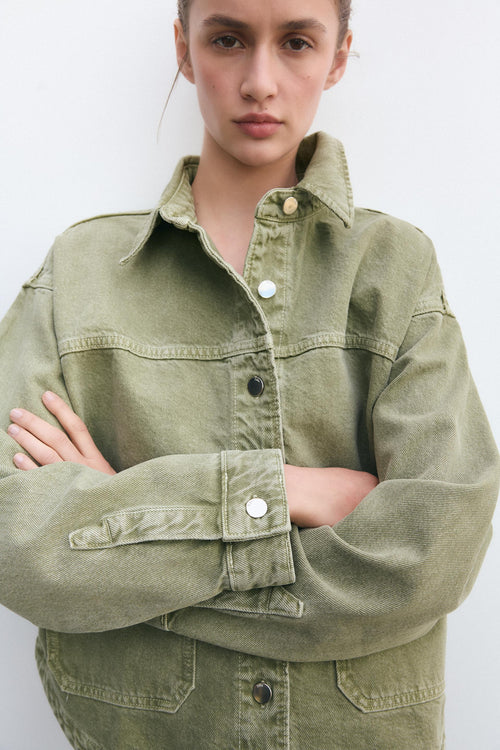 Chaqueta vaquera caqui clásica para el estilo de cada día | Chaqueta ligera