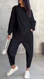 Kaylani - Winter Two-Piece Set with Crew Neck - Black