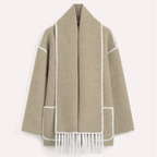 Eleganter Damen-Wollmantel im Oversize-Look mit passendem Schal
