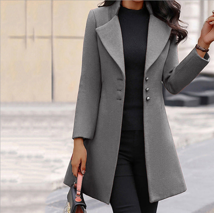Fitted Women's Winter Coat in Premium Italian Wool with Side Pockets | Perfect for Cold Winter Months - Gray