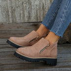 Damen-Ankle-Boots aus Leoparden-Veloursleder mit seitlichem Reißverschluss und grober Profilsohle