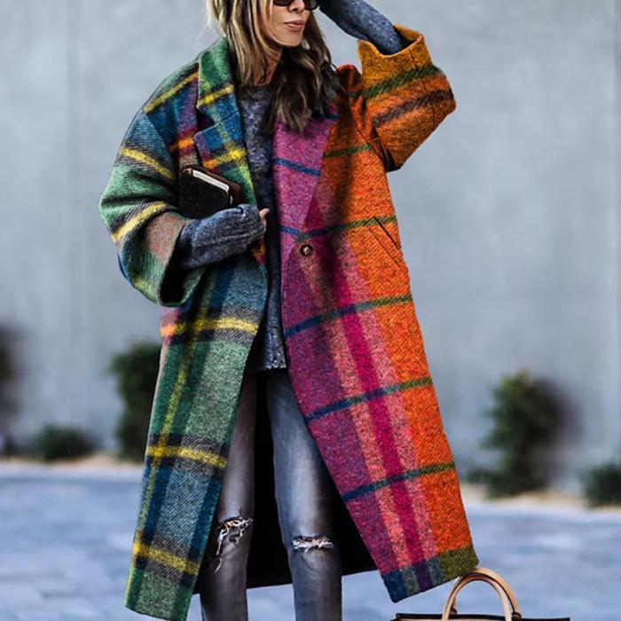 Timeless Women's Wool Coat with Lapel Collar and Button Closure | Perfect for Winter - Color Block