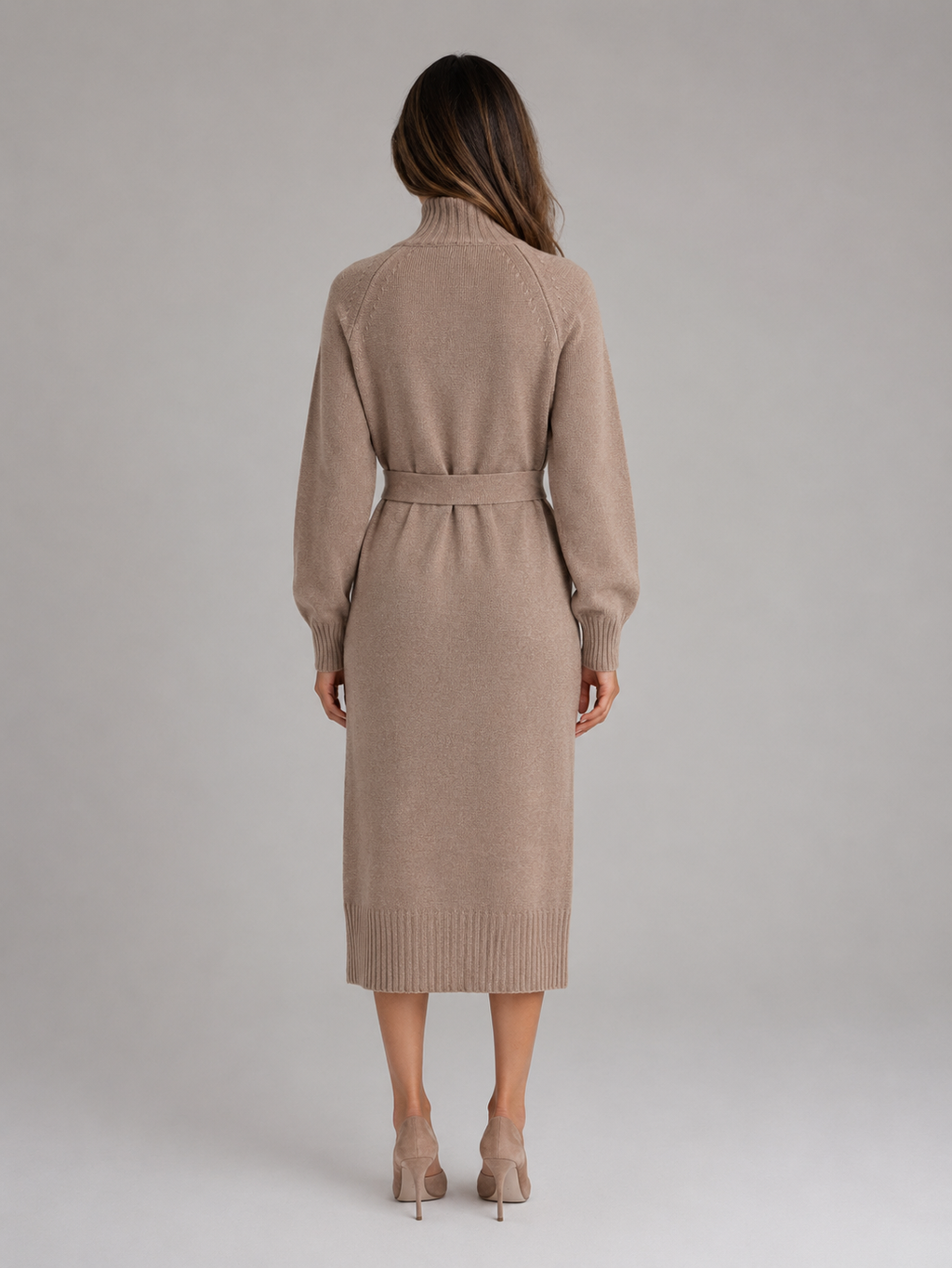 Damen-Strickkleid aus Baumwolle in Midilänge – Rollkragen-Pulloverkleid mit Gürtel