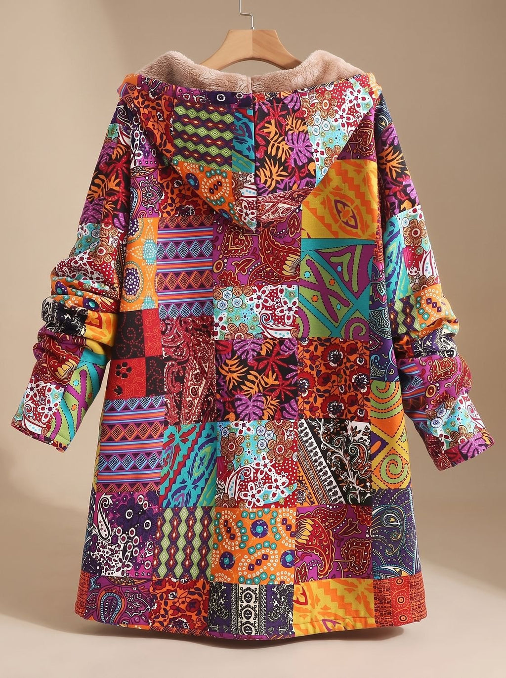 Damen-Kapuzenjacke im Boho-Patchwork-Stil mit Fleecefutter