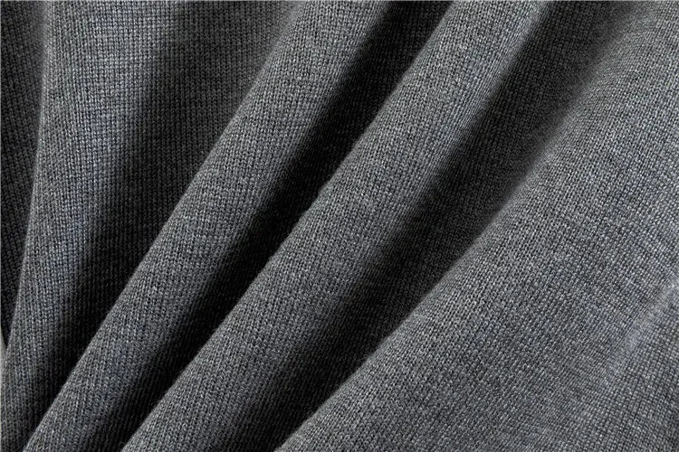 Damen-Loungewear in Color-Block-Optik mit Stehkragen und zulaufender Hose