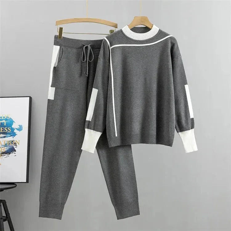Damen-Loungewear in Color-Block-Optik mit Stehkragen und zulaufender Hose